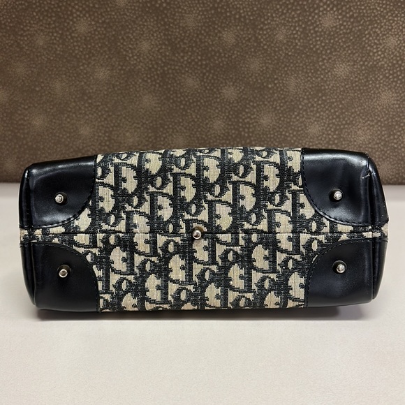 🔥🔥🔥Authentic Vintage Christian Dior Trotter Shoulder Bag - Picture 9 of 16